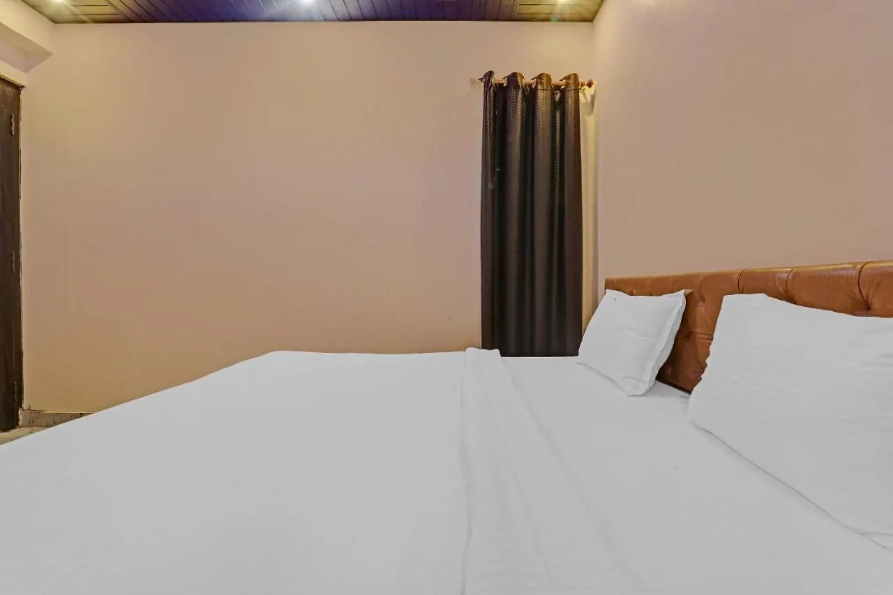 Oyo Flagship 83473 Hotel Kp Varanasi