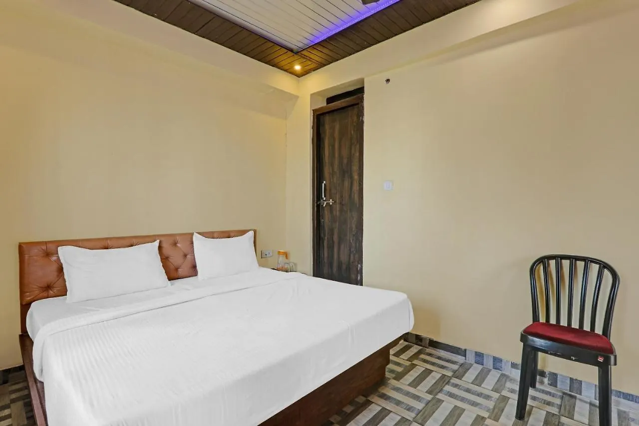 ***  Oyo Flagship 83473 Hotel Kp Varanasi India