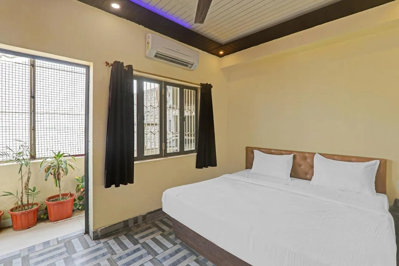 Oyo Flagship 83473 Hotel Kp Varanasi